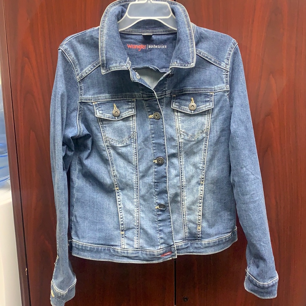 Wranglers jean jacket (Large)